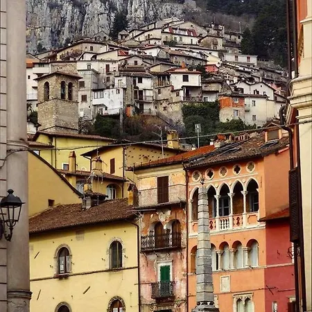 Apartmán La Casa Di Delizioso Centrale Con 2 E Camino Tagliacozzo