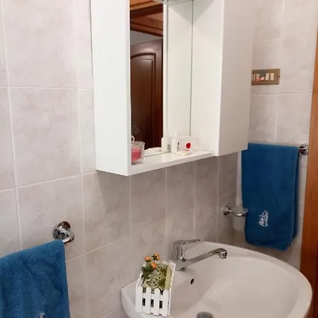 La Casa Di Delizioso Centrale Con 2 E Camino Apartmán