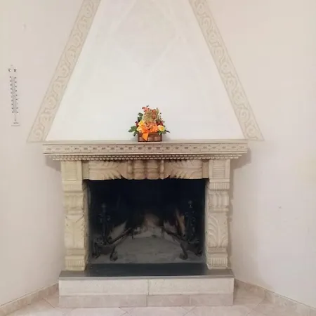 La Casa Di Delizioso Centrale Con 2 E Camino *