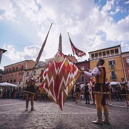 La Casa Di Delizioso Centrale Con 2 E Camino * Tagliacozzo
