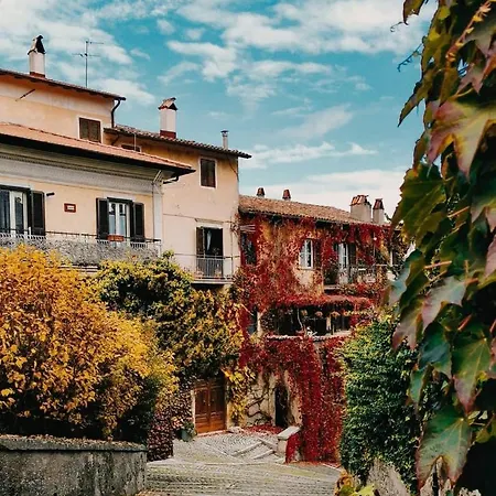 La Casa Di Delizioso Centrale Con 2 E Camino